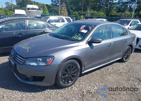 2012 Volkswagen Passat 2.5L S из США, поврежденный, VIN 1VWAP7A39CC009555